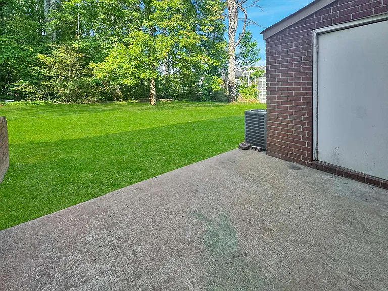 3767 Oakwood Hills Dr #C — Photo 10