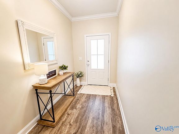 3rd image of 264 Falcon Ridge Dr