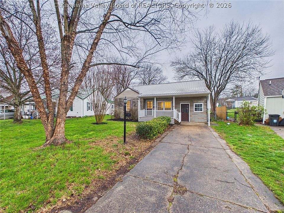 1st image of 2030 Benedict Cir