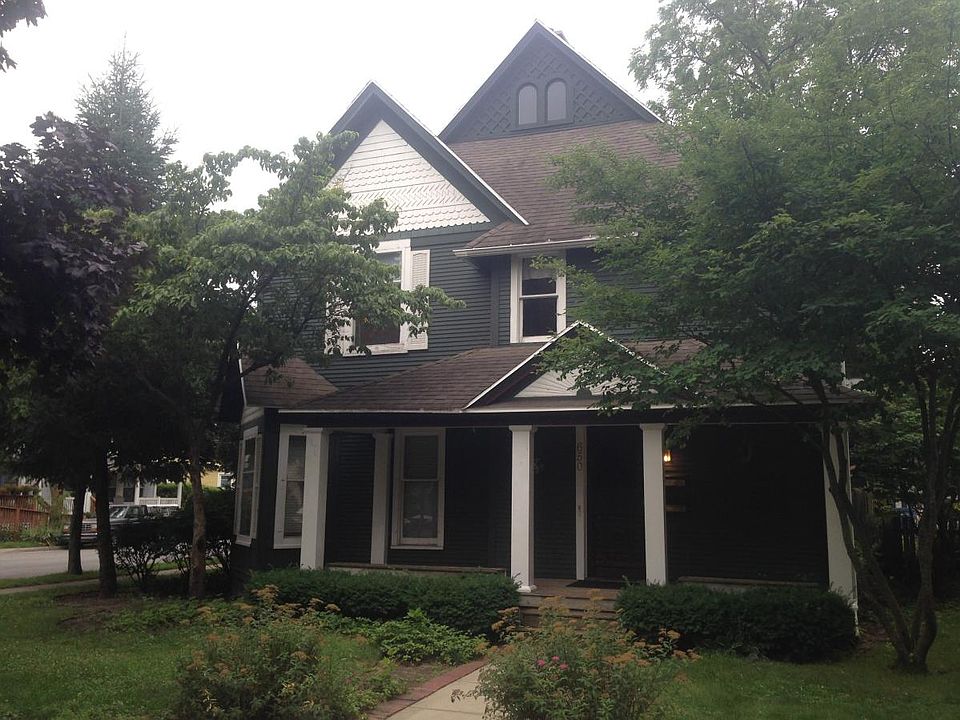1st image of 650 Hawthorne St NE #2