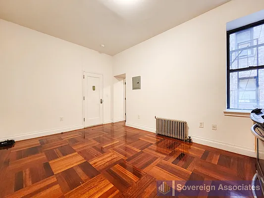 Rented by Sovereign Associates | media 6