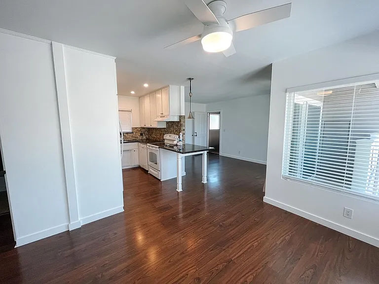 1632 Ocean Ave #C — Photo 5