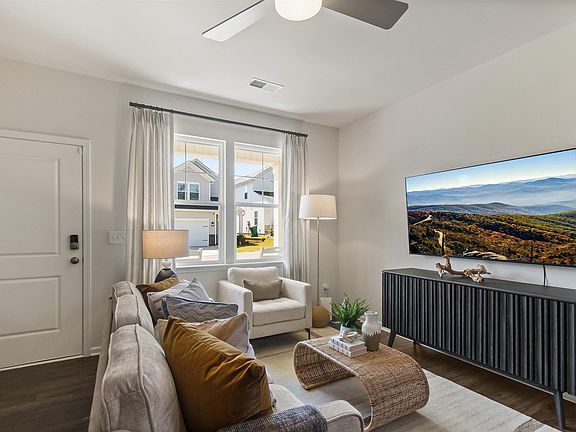 2nd image of 505 Serena Trl