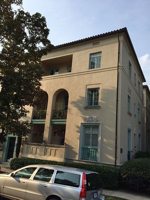 2nd image of 515 N Arthur Ashe Blvd #U5