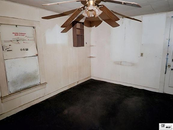 3rd image of 1518 Bailey St