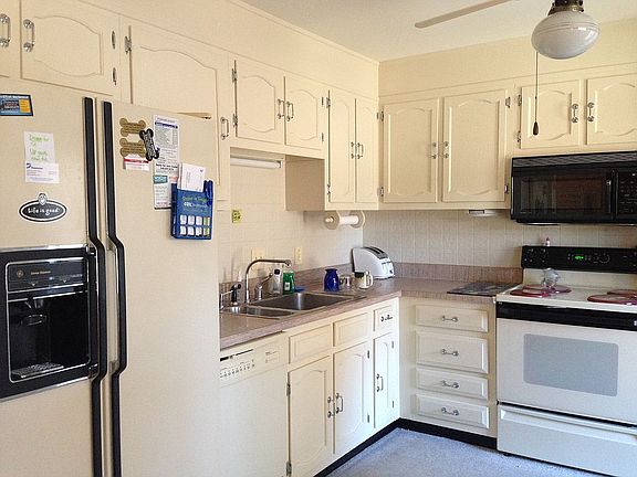 2nd image of 135 Falmouth Dr