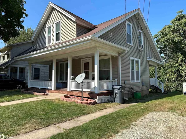 230 Lewis St, Burlington, IA 52601