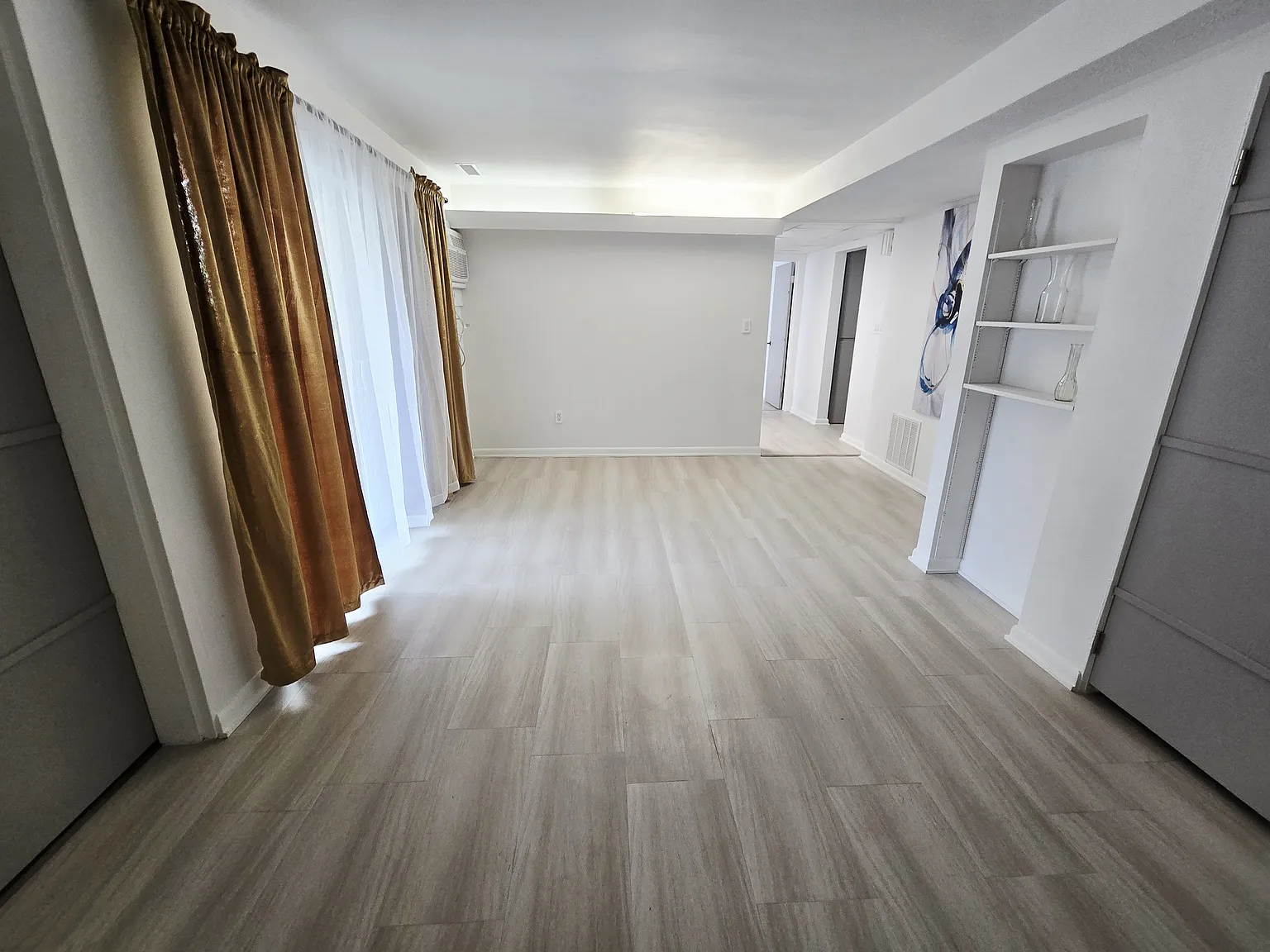 526 Zahn Dr — Photo 4