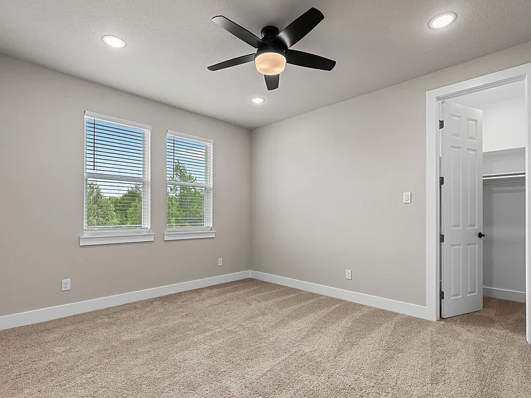 4318 Peachtree Ln — Photo 31