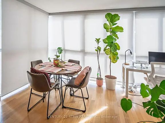3rd image of 95 Lombard St #303