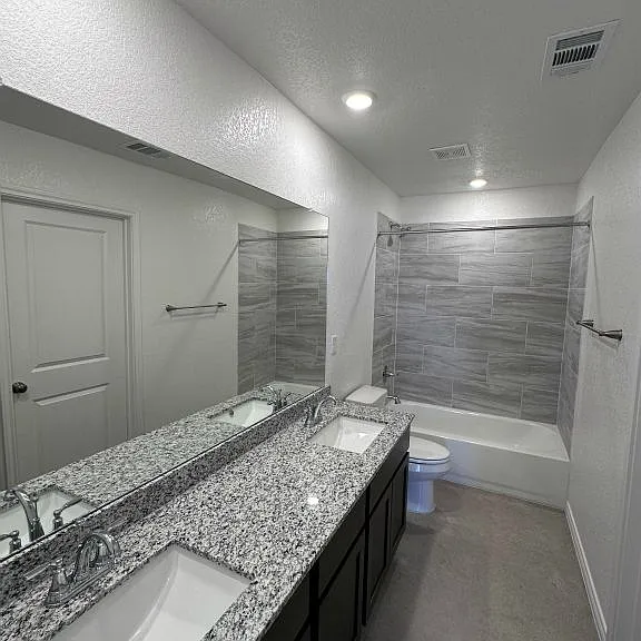 1214 Lehmann Dr #B — Photo 16