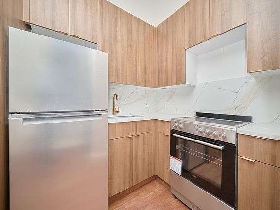 4th image of 5102 5th Ave #204