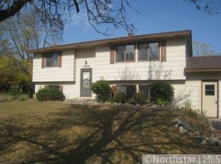 10300 Parkview Ln N, Champlin, MN 55316