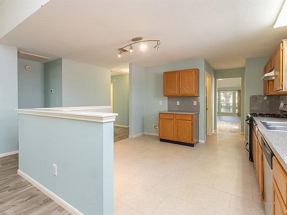 5th image of 21484 Palace Pines Dr