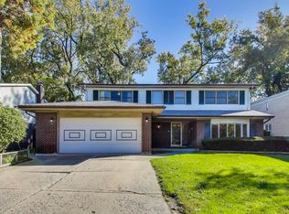 412 Lavergne Ave, Wilmette, IL 60091