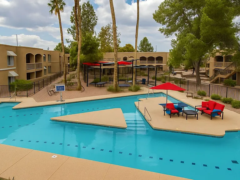 College Town Tucson- Near The U of A — Photo 26