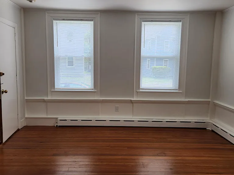 29 Bartlett St #1 — Photo 5