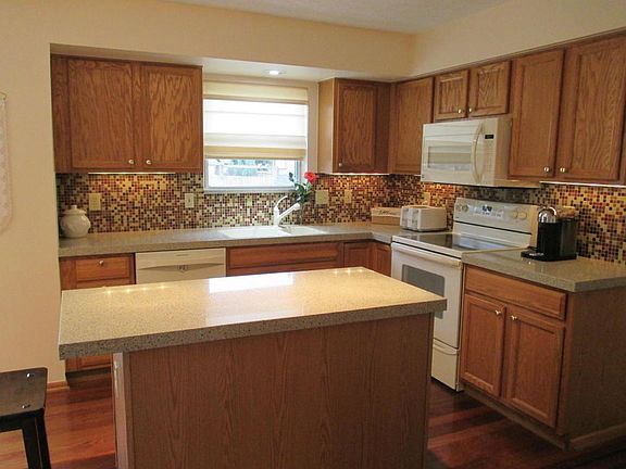 5th image of 1978 Mayflower Cir