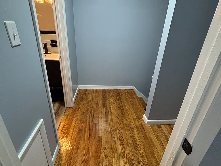 631 Hollywell Ave — Photo 10