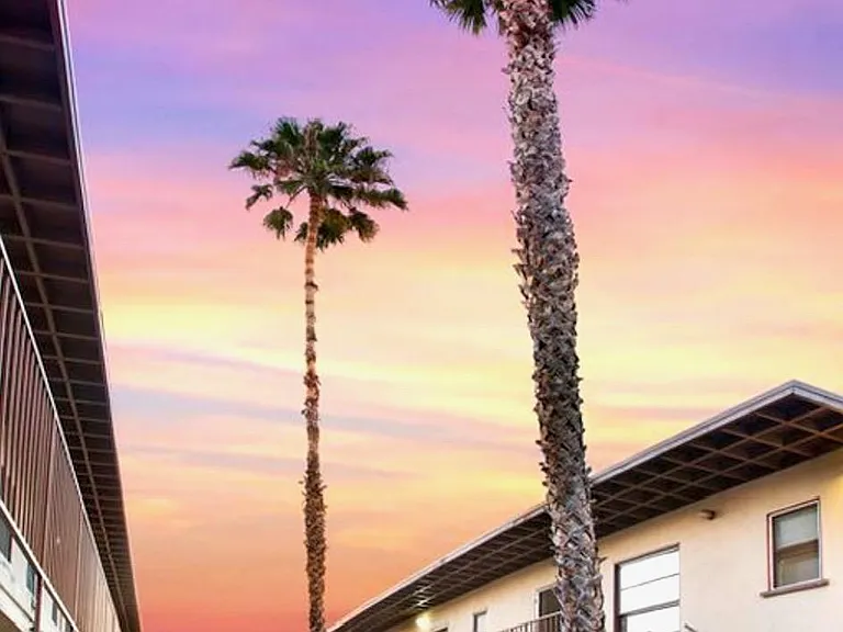 310 Pasadena Ave #9 — Photo 16
