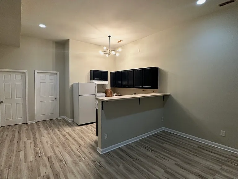 1410 Madison Ave #2 — Photo 5
