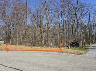 Nimitz Ln, Hedgesville, WV