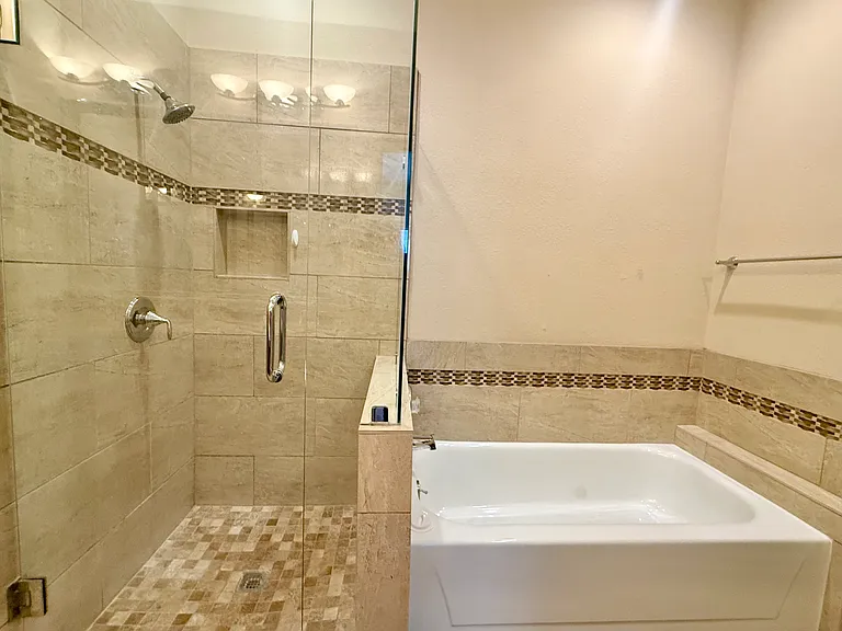 11839 Parliament St #1422 — Photo 16