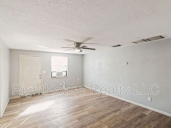 4th image of 420 Euclid Ave APT 2