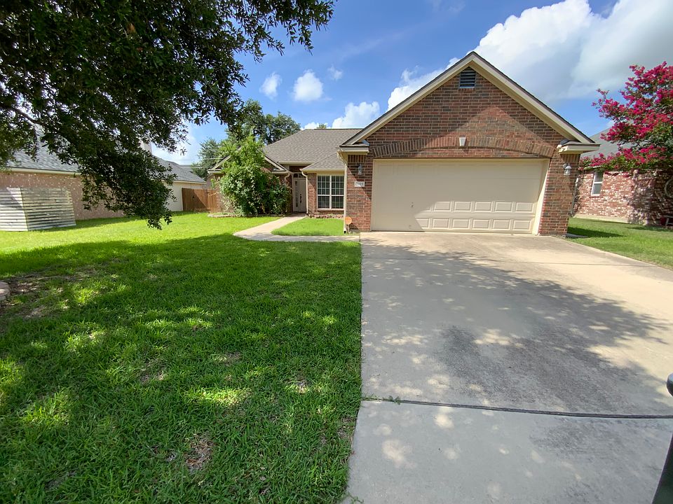 Lovely Yard!