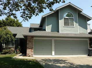 1021 Garfield Dr, Petaluma, CA