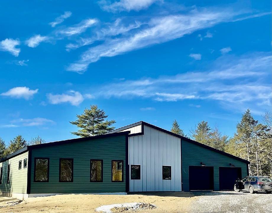 2nd image of 19 Ice Pond Lane