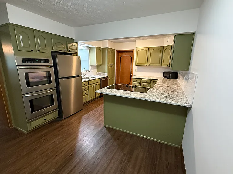 2709 Schaaf Dr — Photo 7
