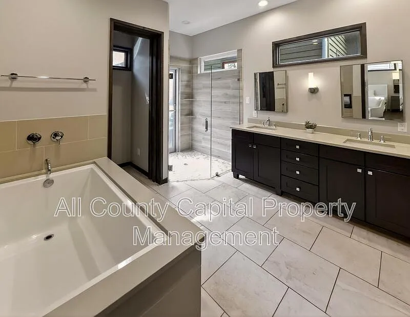 Studio, 1.0 bath, 540 sqft, $1,395 — Photo 4