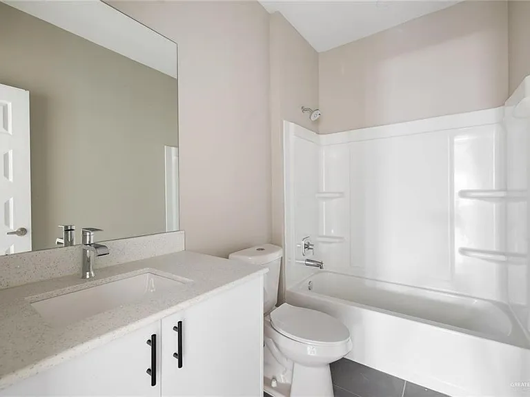 3504 Frio Ave #1 — Photo 11