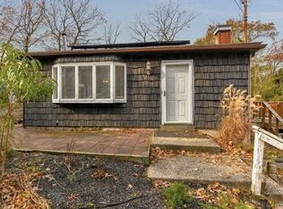 26 Rosewood Rd, Rocky Point, NY 11778