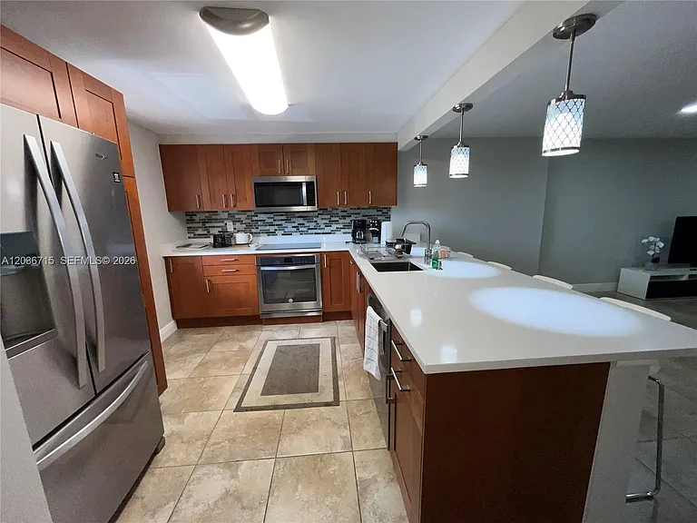 301 SE 3rd St #204 — Photo 22