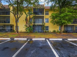 470 NW 20th St APT 203, Boca Raton, FL 33431