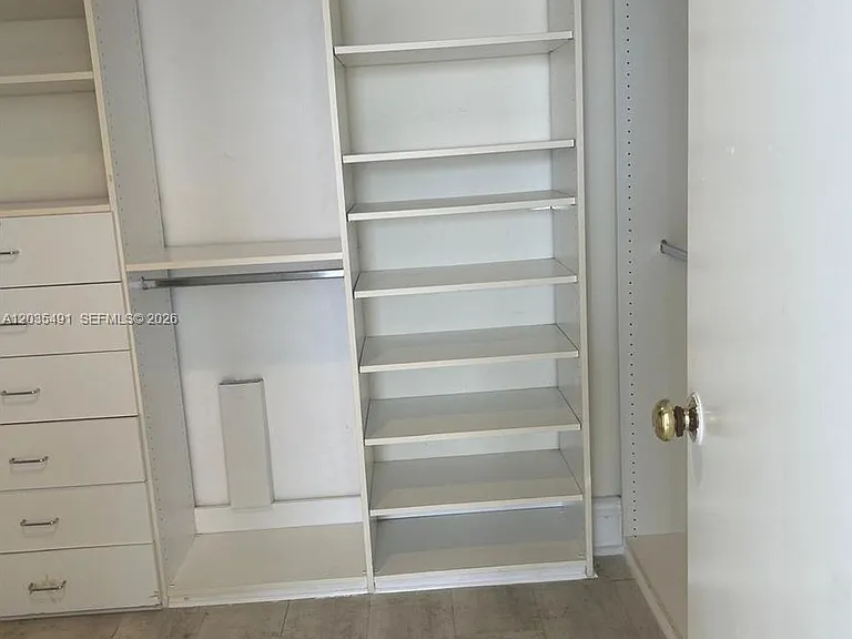 11111 NW Biscayne Blvd #11 — Photo 9