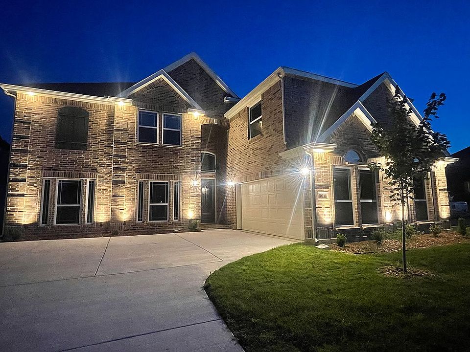 1st image of 801 Violet Way
