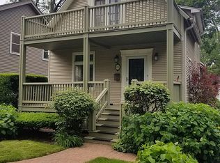 931 Harvard Ln, Wilmette, IL 60091