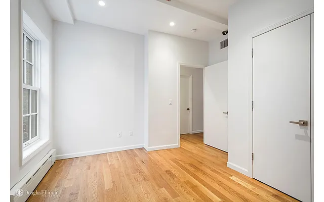 Rented by Douglas Elliman | media 16