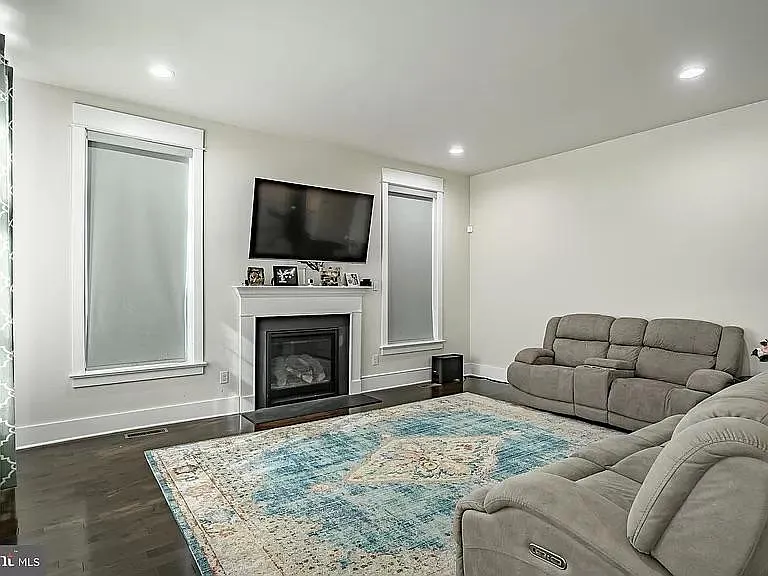 309 Quigley Dr — Photo 12