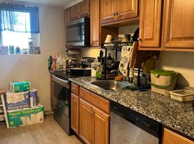 19 Westgate Rd, Chestnut Hill, MA