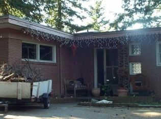 212 Highland Dr, Bellingham, WA 98225