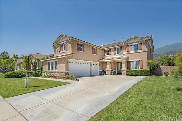 1st image of 2902 W Split Mountain Ln