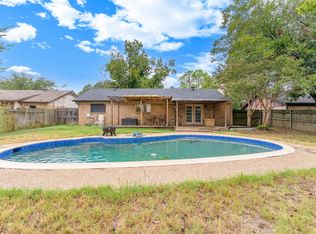 1602 Spring Branch Dr, Cleburne, TX 76033