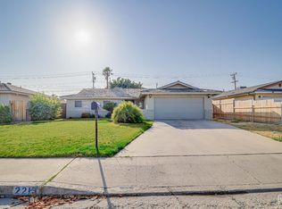 2213 Sandpiper Rd, Bakersfield, CA 93309