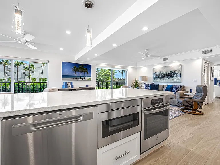 2900 Gulf Shore Blvd N #116 — Photo 5
