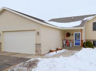 607 Lake Anna Dr, Avon, MN 56310