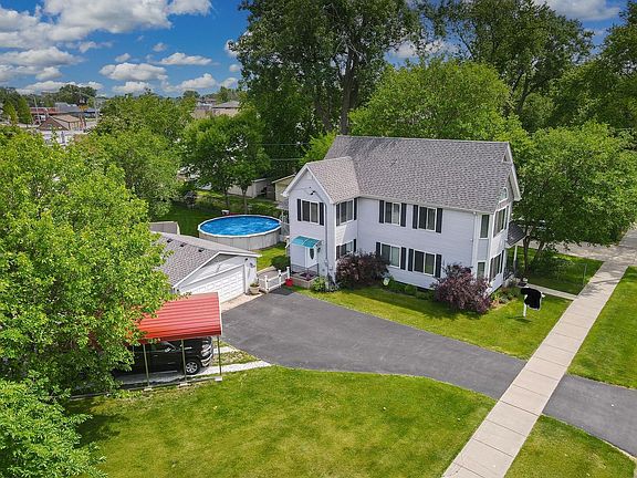 3rd image of 6120 W 98th St
